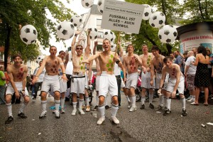 Sorgen nicht nur auf dem Platz für Stimmung: Die Ballboys Hamburg. (Foto:Torsten@beyme-wittenbecher.de)